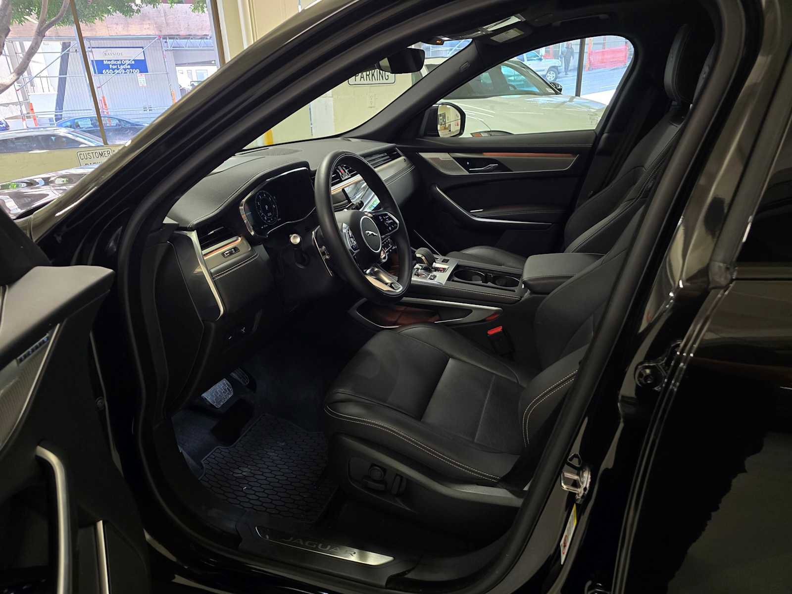 Used 2026 Jaguar F-PACE R-Dynamic S AWD/4WD image 22