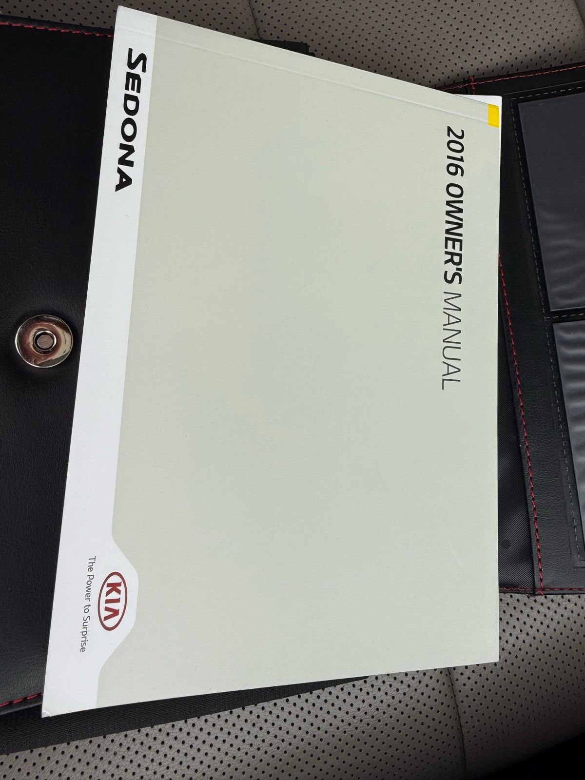 Used 2016 Kia Sedona SX Limited w/ Option Group 030 image 37