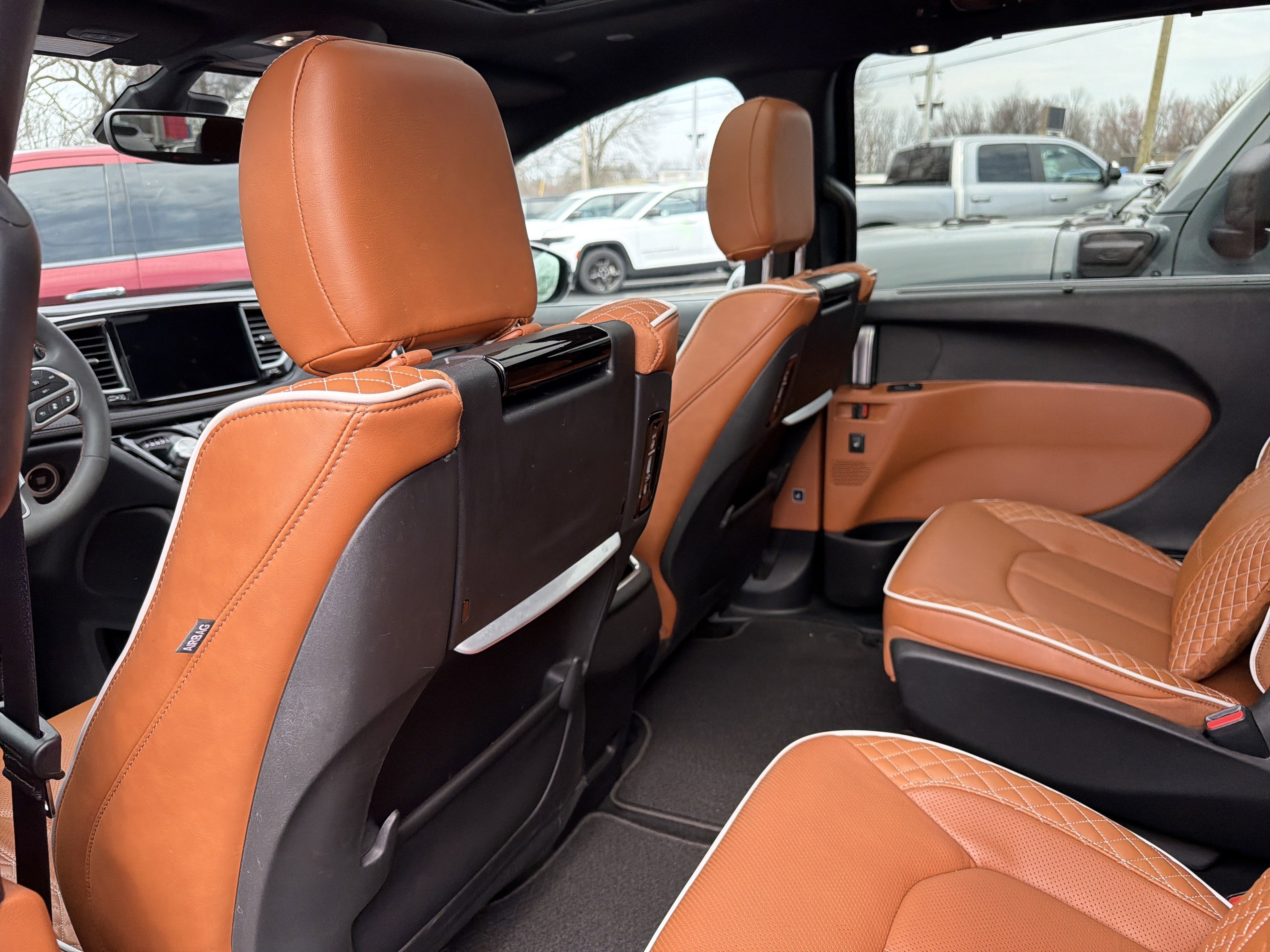 Used 2024 Chrysler Pacifica Pinnacle w/ Trailer Tow Group image 12