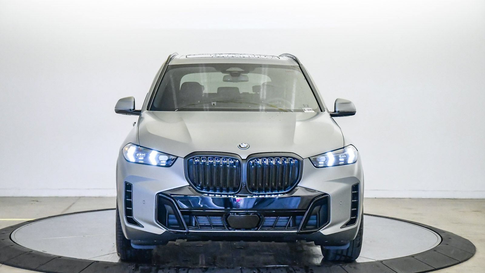 New 2026 BMW X5 xDrive50e AWD/4WD image 7