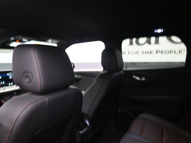 Used 2025 Chevrolet Blazer RS image 24