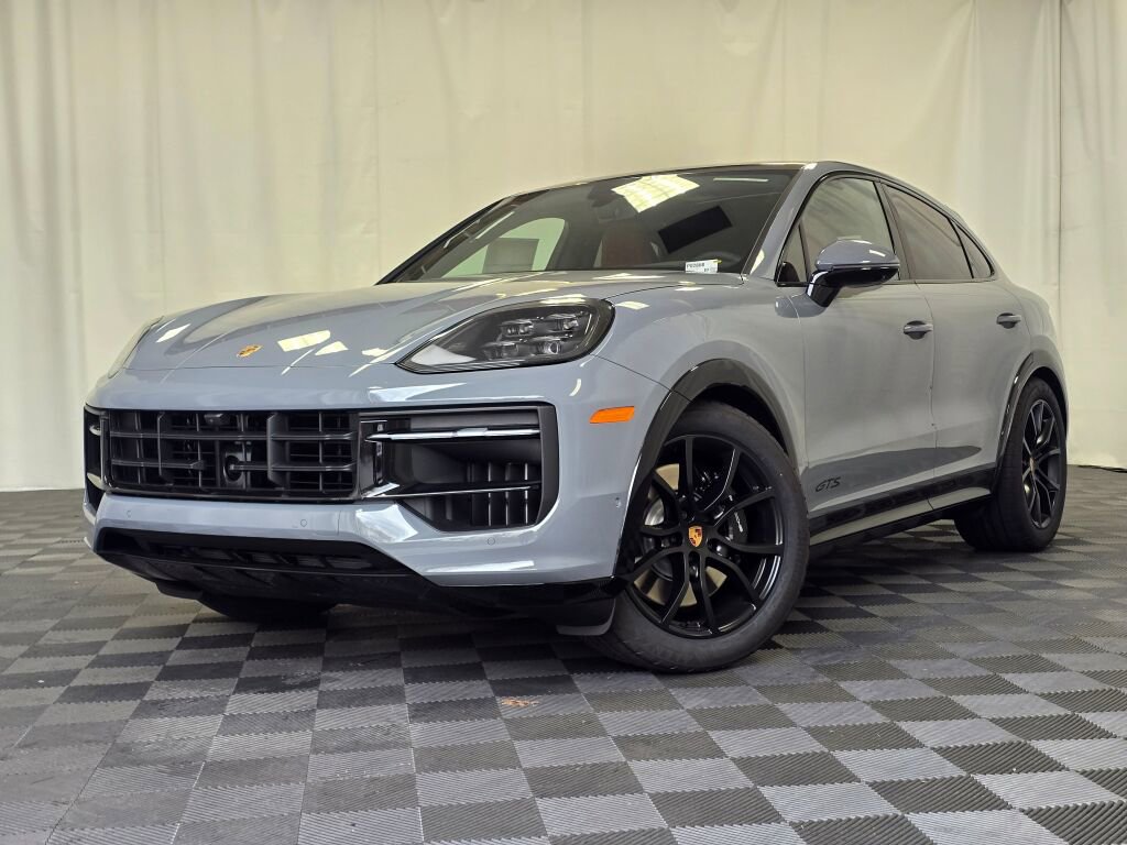 New 2026 Porsche Cayenne GTS image 1