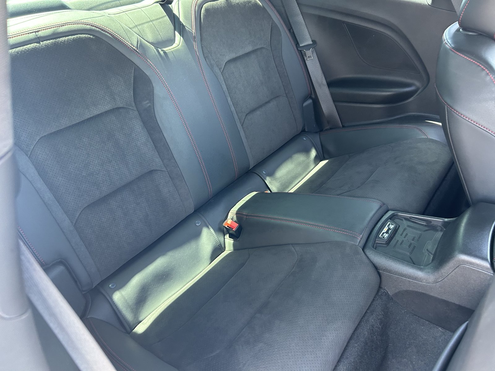 Used 2022 Chevrolet Camaro ZL1 RWD image 14
