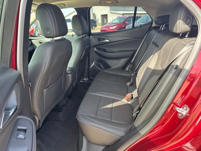 Used 2023 Buick Encore GX Essence w/ Experience Buick Package FWD image 21