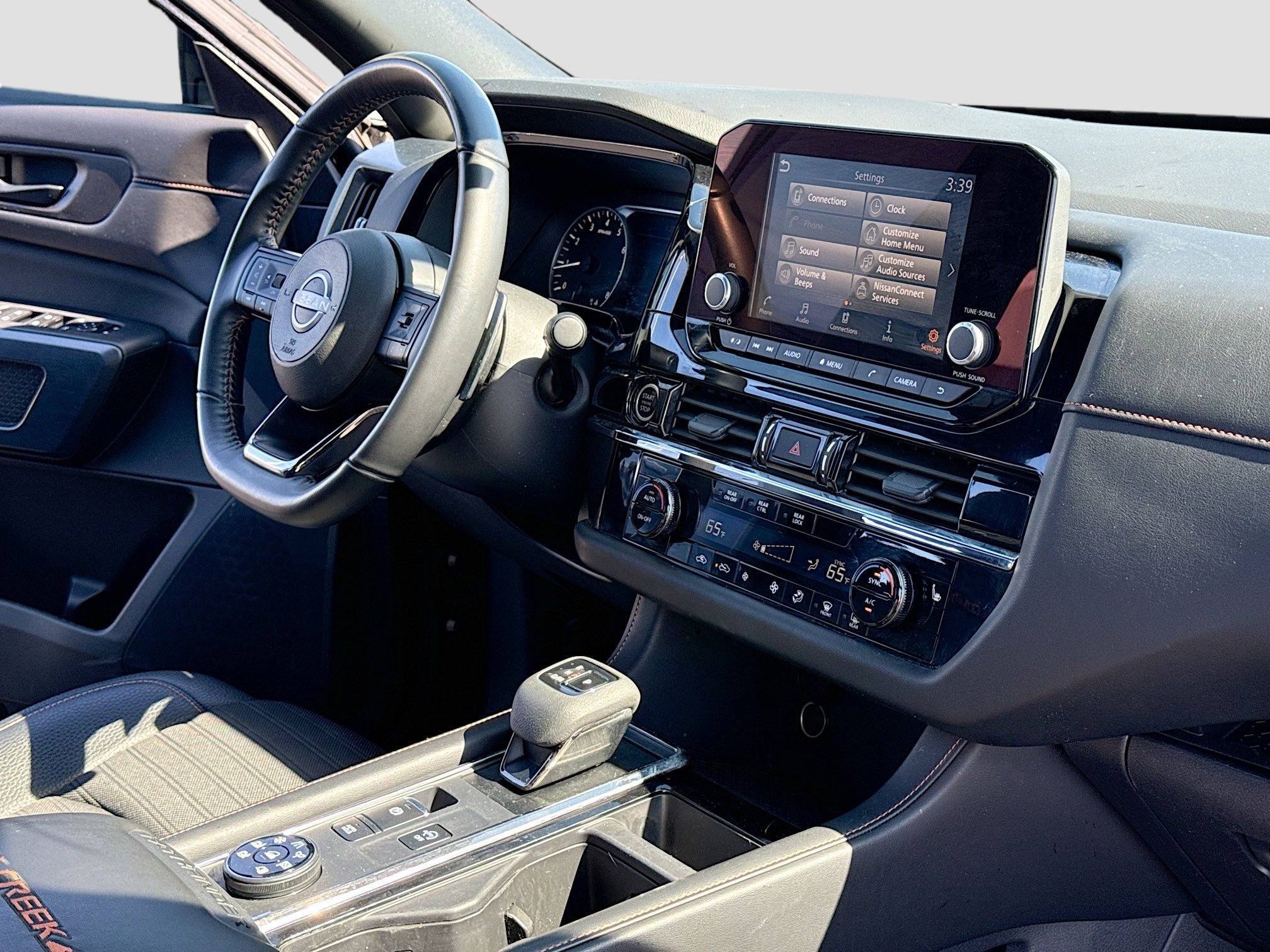 Used 2024 Nissan Pathfinder Rock Creek image 5