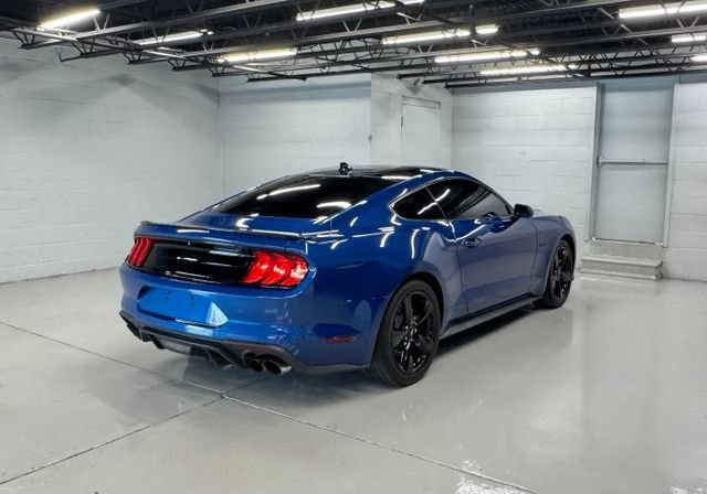 Used 2022 Ford Mustang GT Premium w/ Black Accent Package RWD image 5