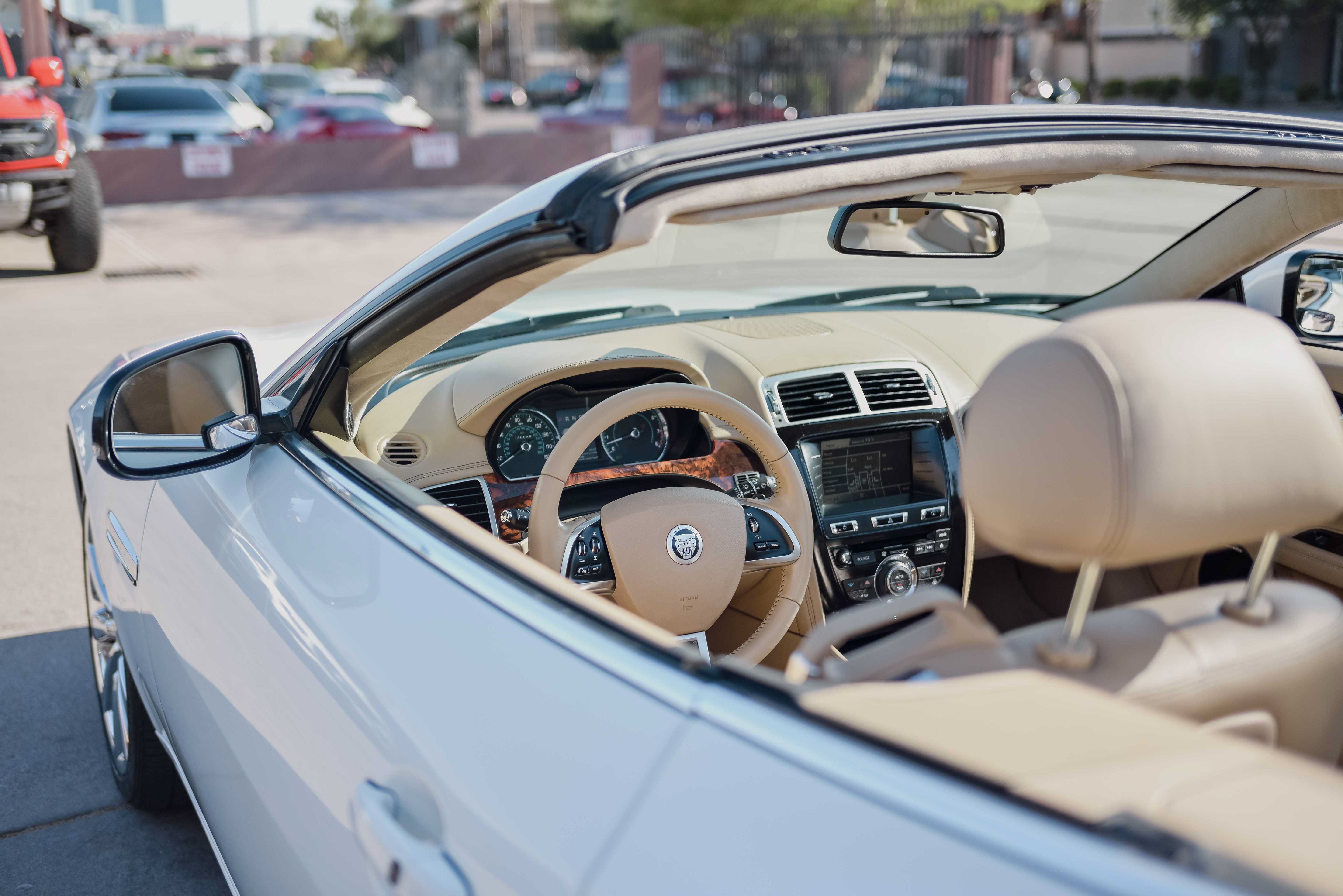 Used 2012 Jaguar XK Convertible RWD image 10