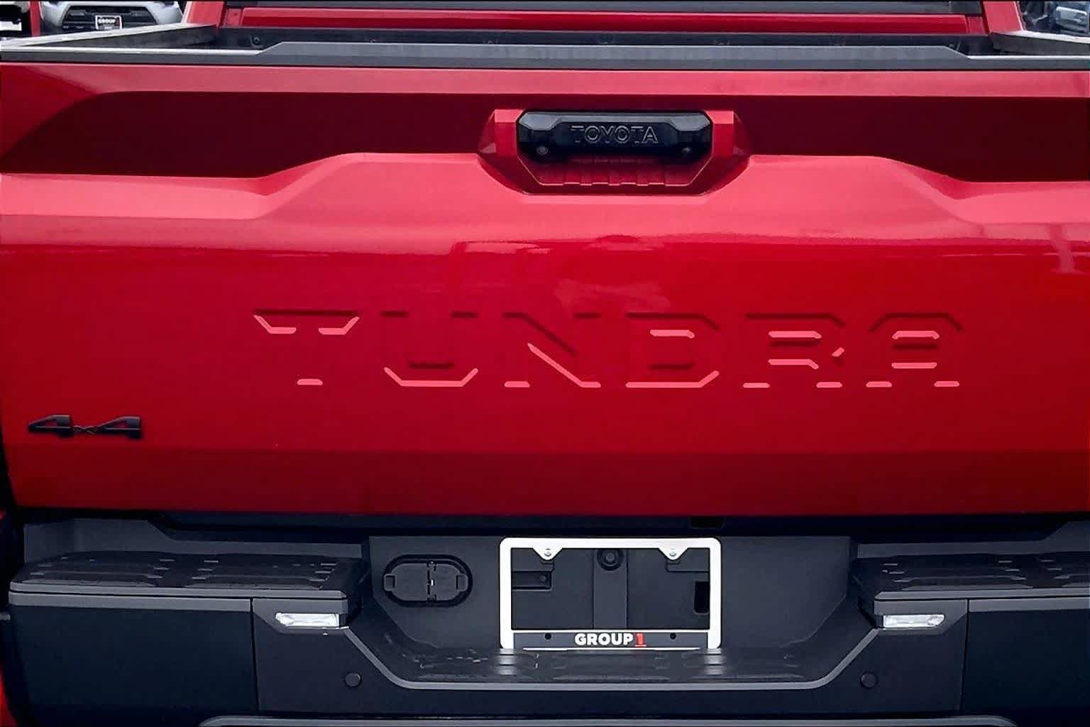 Used 2024 Toyota Tundra Limited AWD/4WD image 31