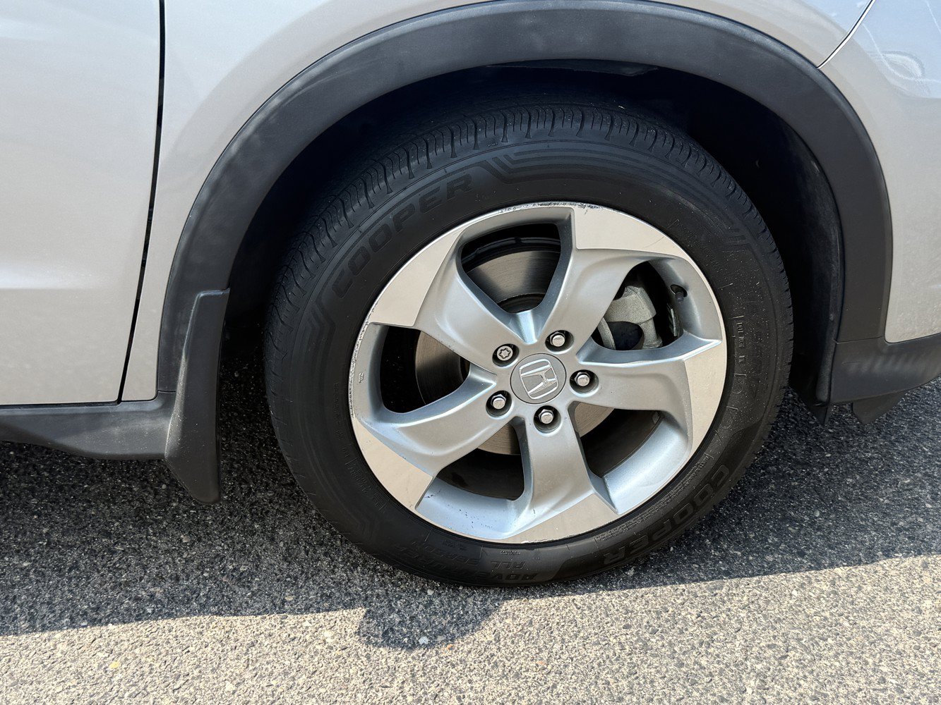 Used 2017 Honda HR-V EX-L image 29