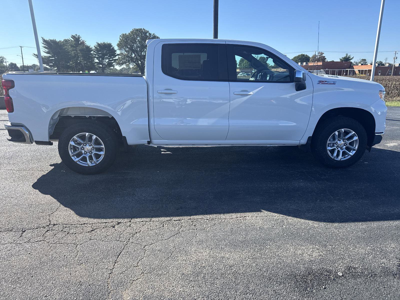 New 2026 Chevrolet Silverado 1500 LT w/ Z71 Off-Road Package image 6