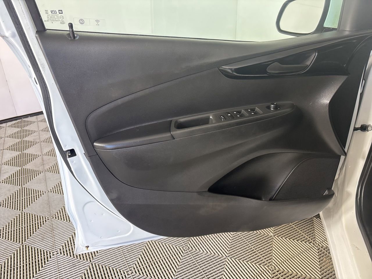 Used 2021 Chevrolet Spark LT image 8