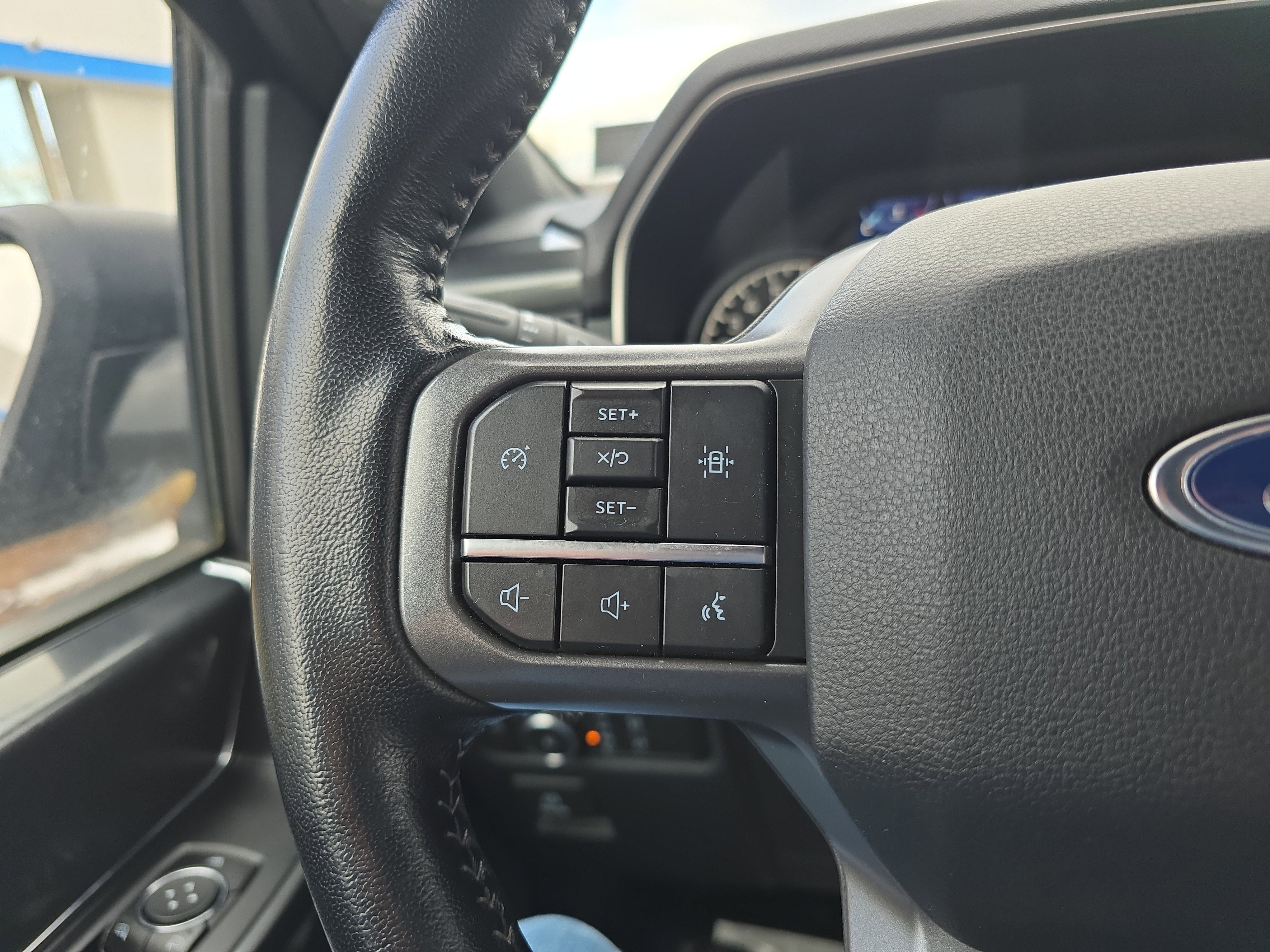 Used 2021 Ford F150 XLT w/ Equipment Group 302A High image 21