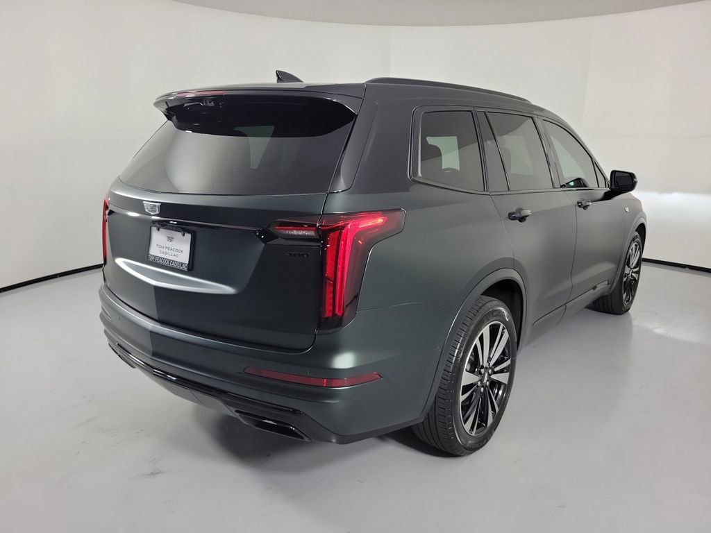 Certified 2023 Cadillac XT6 Premium Luxury w/ Technology Package image 4