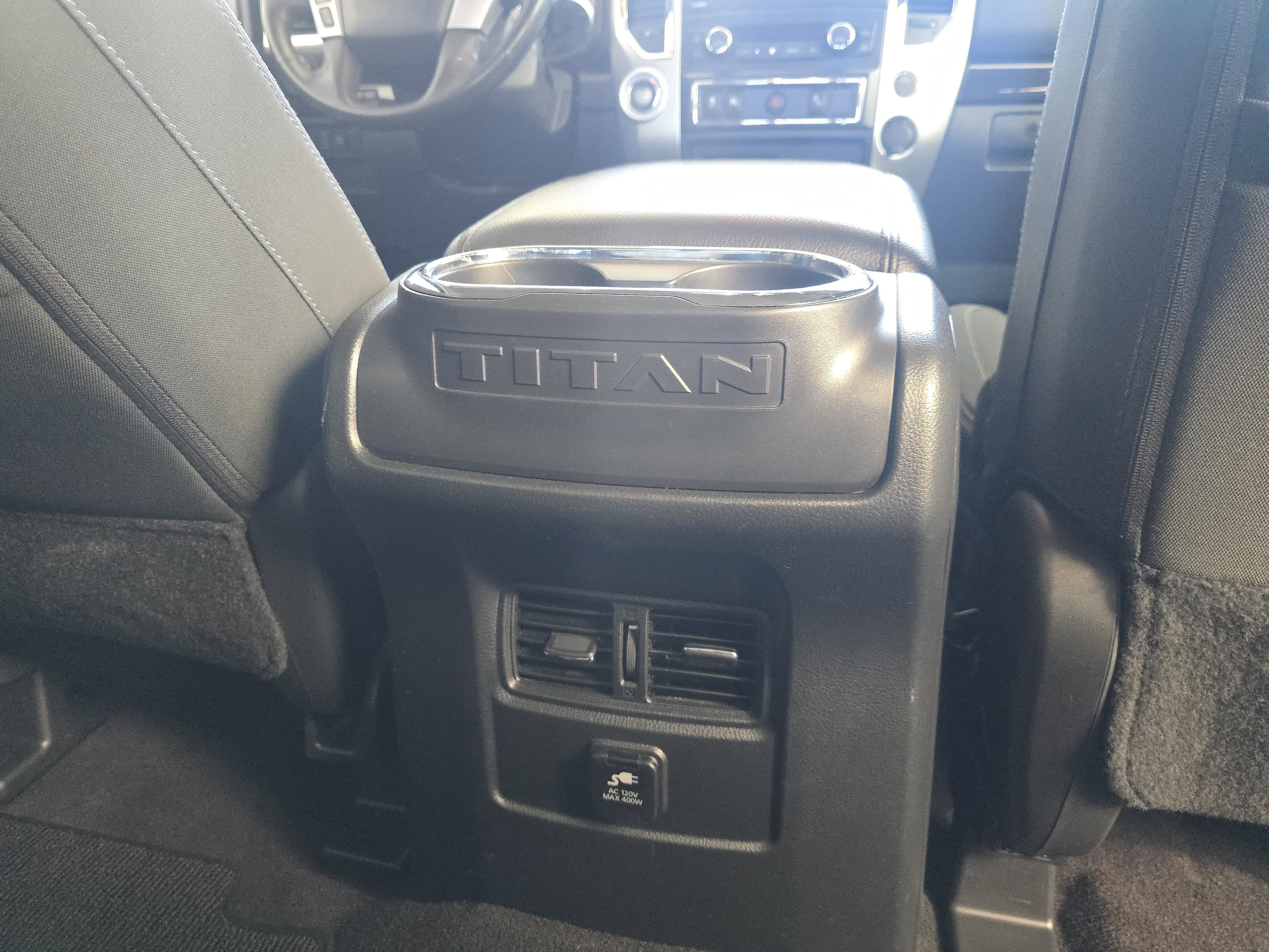 Used 2017 Nissan Titan SV RWD image 26