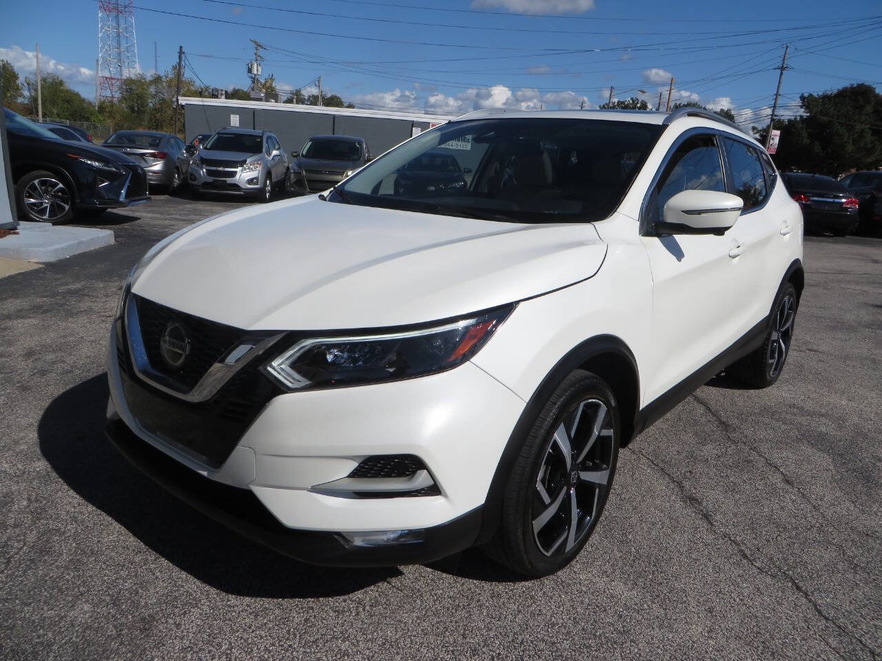 Used 2022 Nissan Rogue Sport SL w/ Premium Package