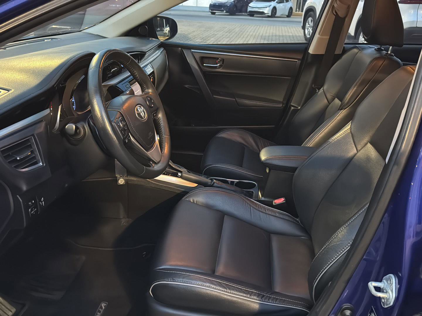 Used 2014 Toyota Corolla S Premium image 8