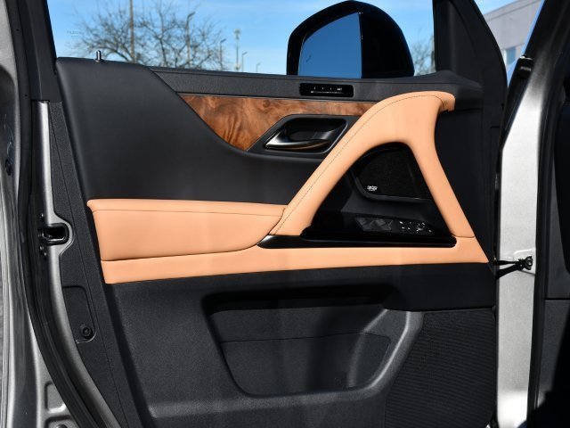 New 2026 Lexus LX 600 4WD w/ Luxury Package image 11