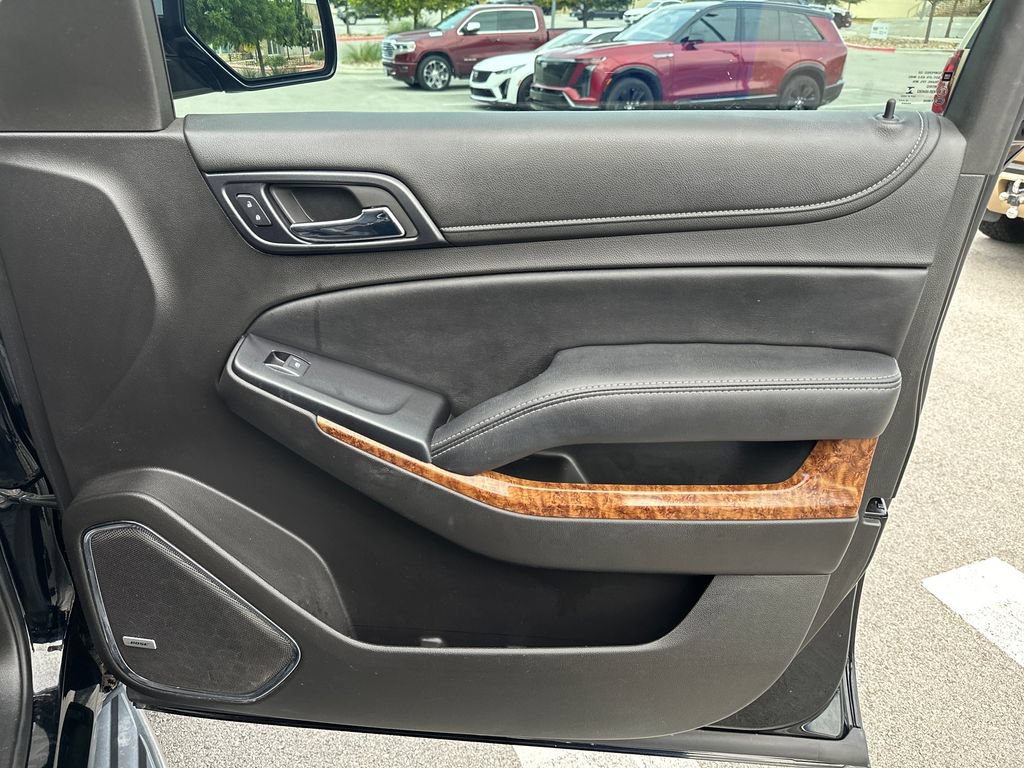 Used 2015 Chevrolet Tahoe LTZ RWD image 36