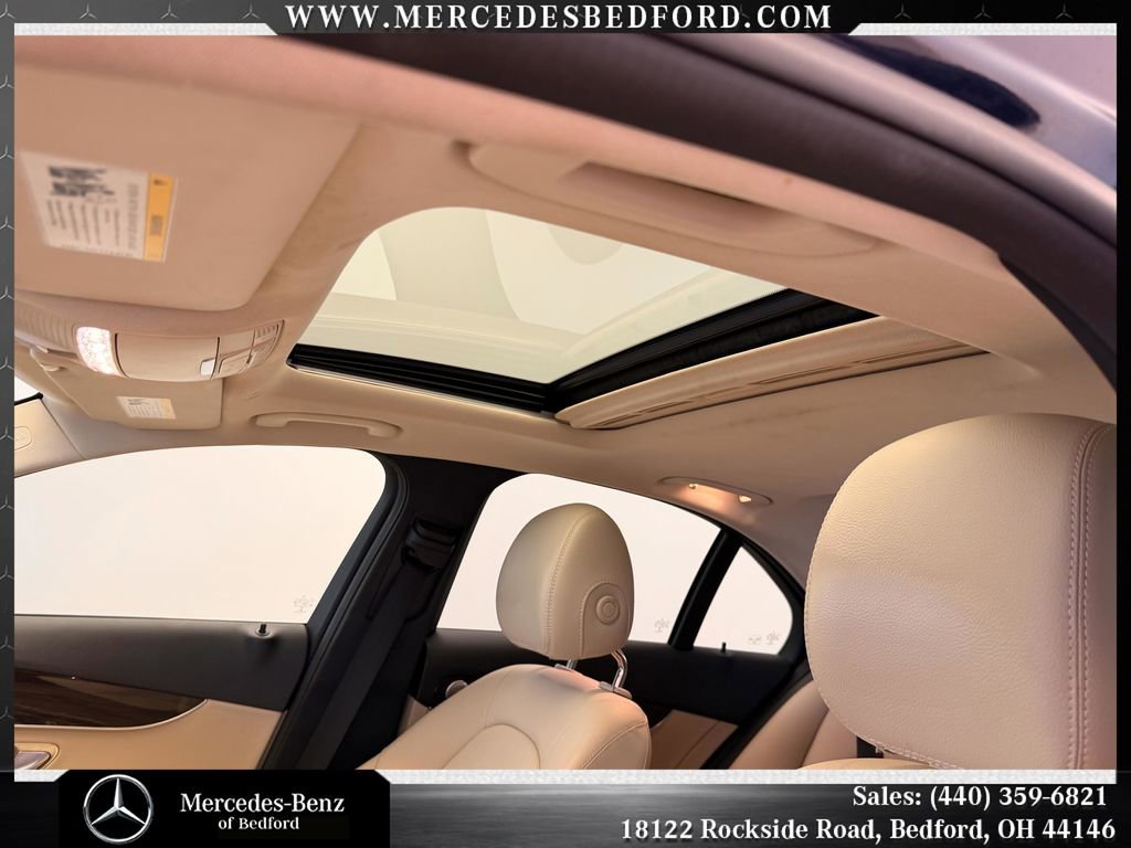 Used 2019 Mercedes-Benz C 300 4MATIC Sedan image 16
