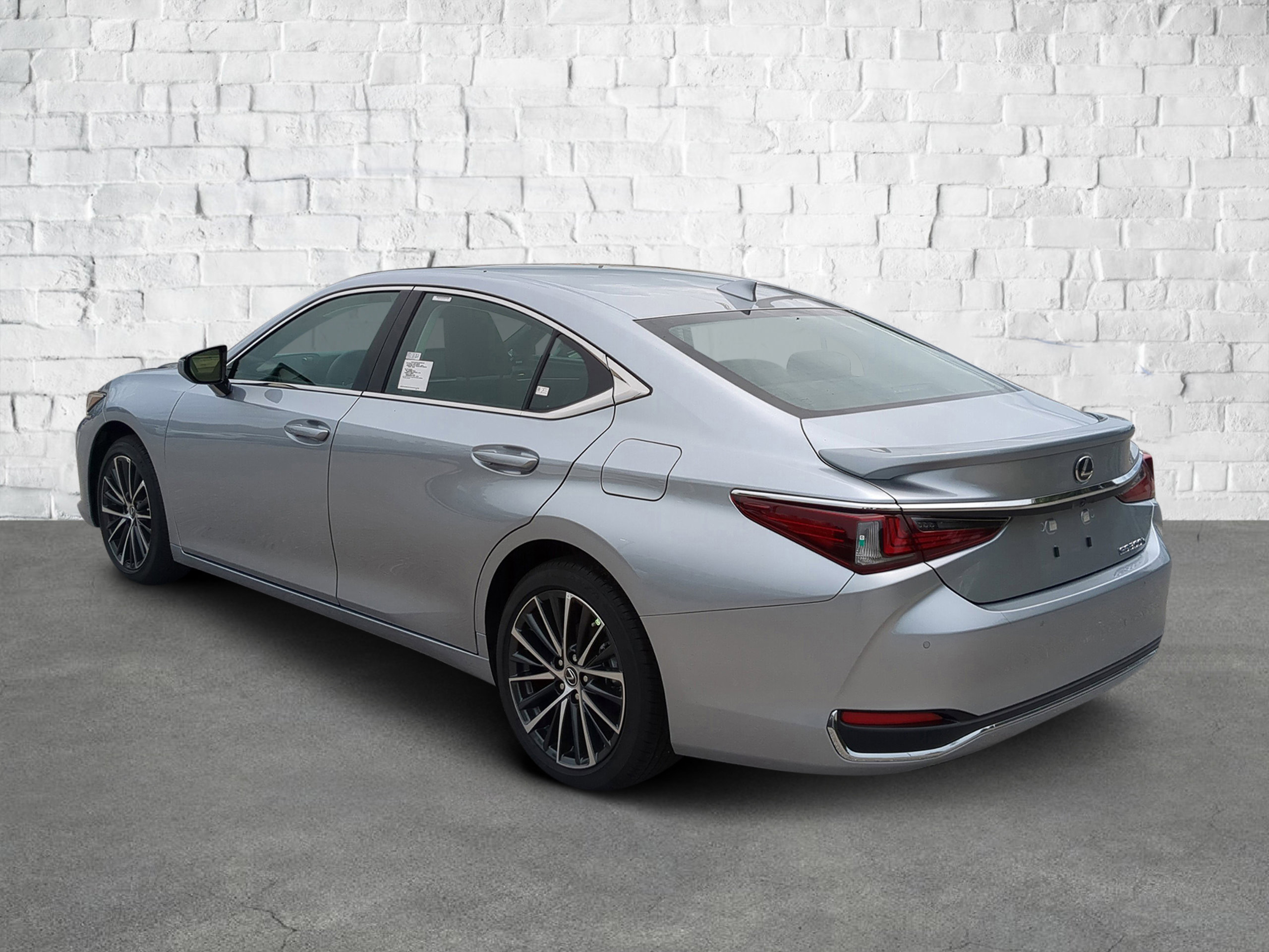 New 2025 Lexus ES 300h w/ Premium Package image 6
