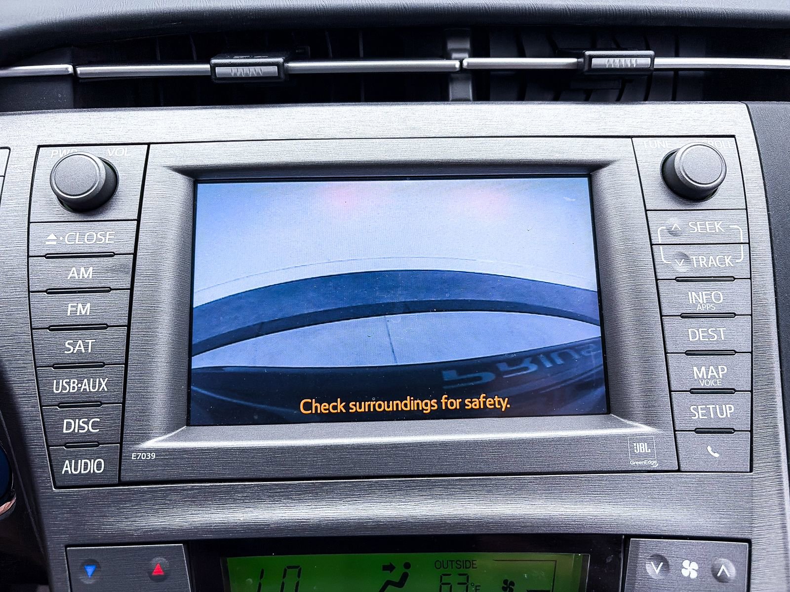 Used 2015 Toyota Prius Five w/ Advanced Technology Package FWD image 5