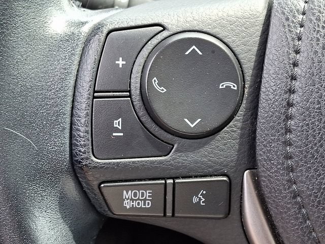 Used 2016 Toyota RAV4 XLE AWD/4WD image 21