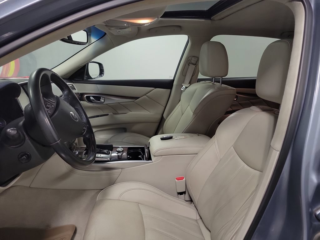 Used 2017 INFINITI Q70 L 3.7 AWD/4WD image 13