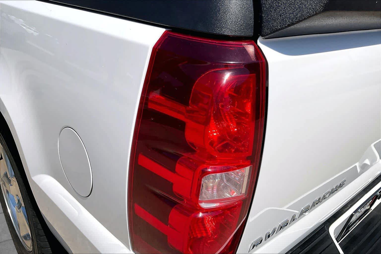 Used 2012 Chevrolet Avalanche LTZ RWD image 26