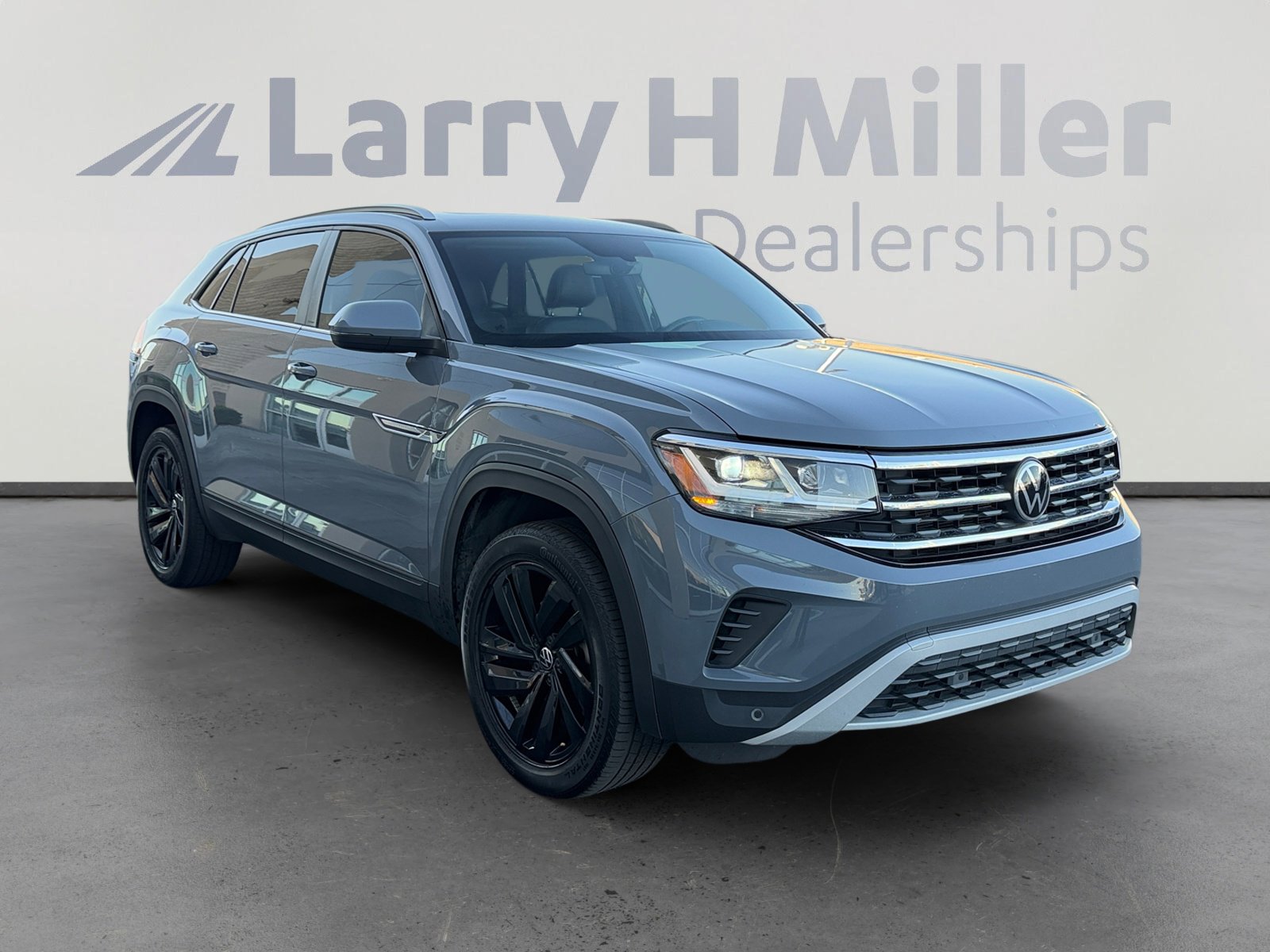 Used 2022 Volkswagen Atlas Cross Sport SE image 7