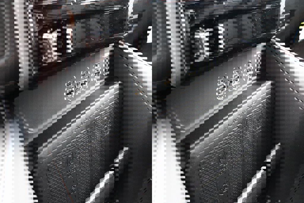 New 2025 RAM 1500 Laramie w/ Night Edition image 21