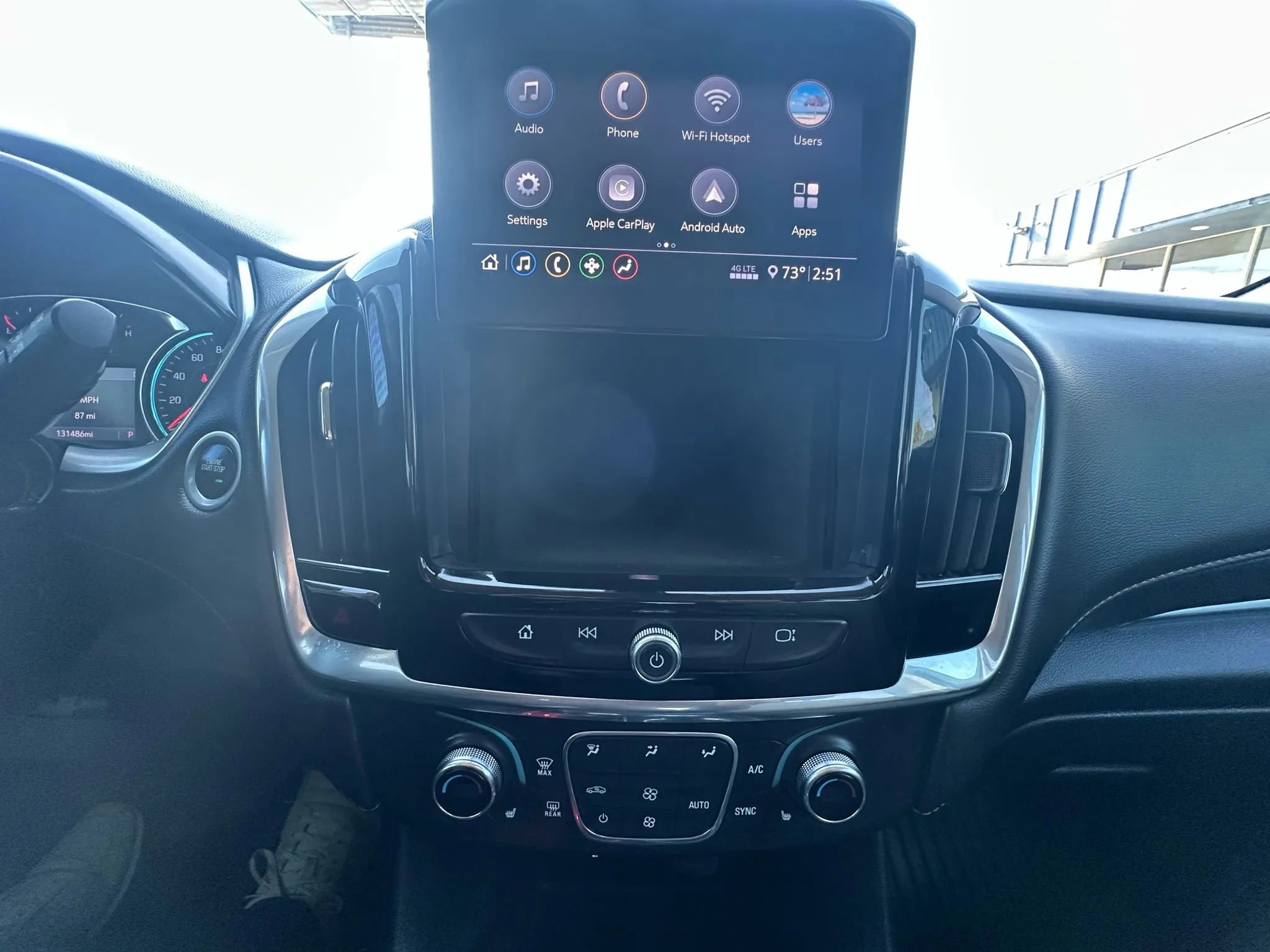 Used 2020 Chevrolet Traverse LT FWD image 29