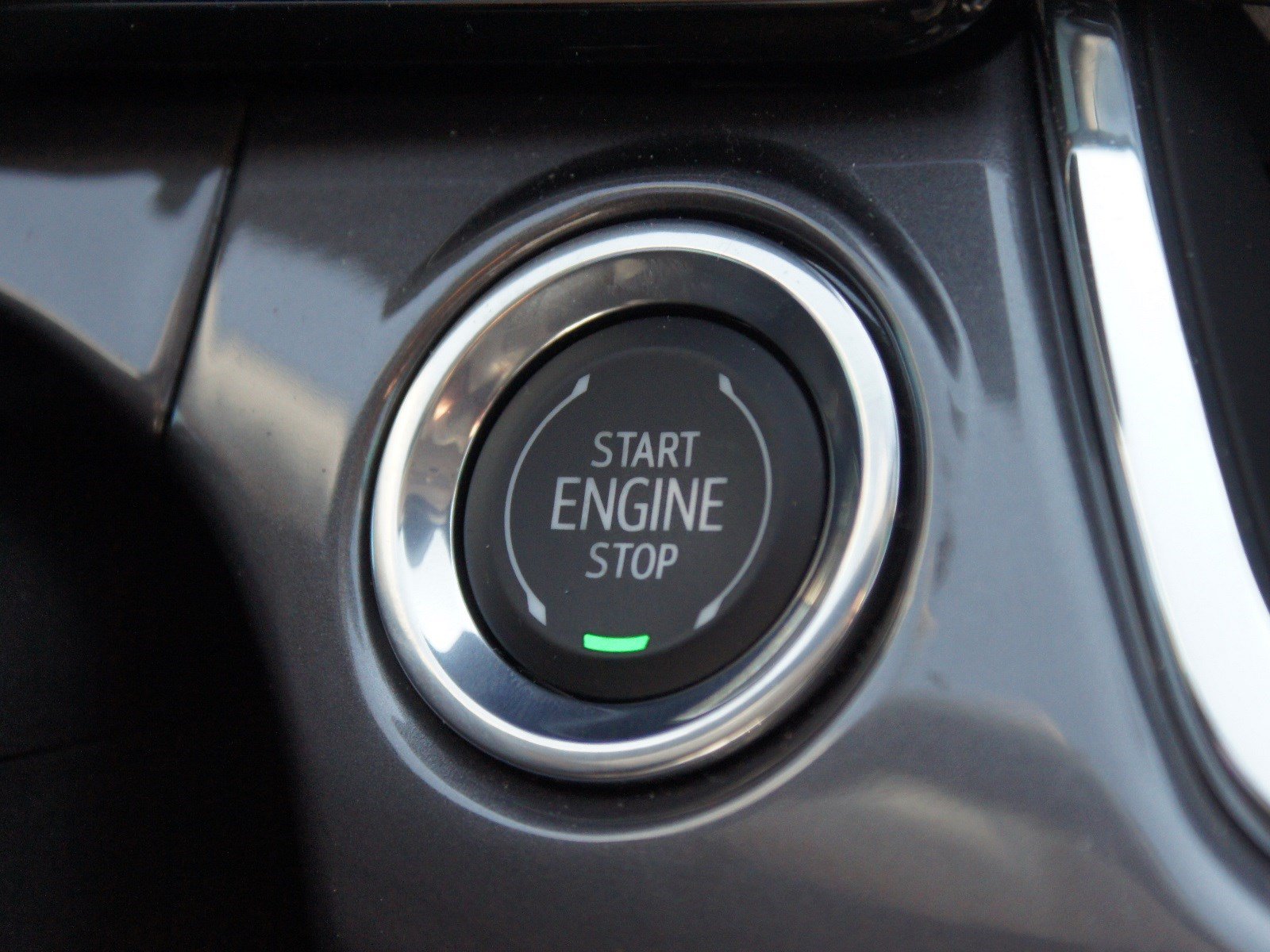 Used 2026 Chevrolet Trax ACTIV w/ Driver Confidence Package FWD image 8