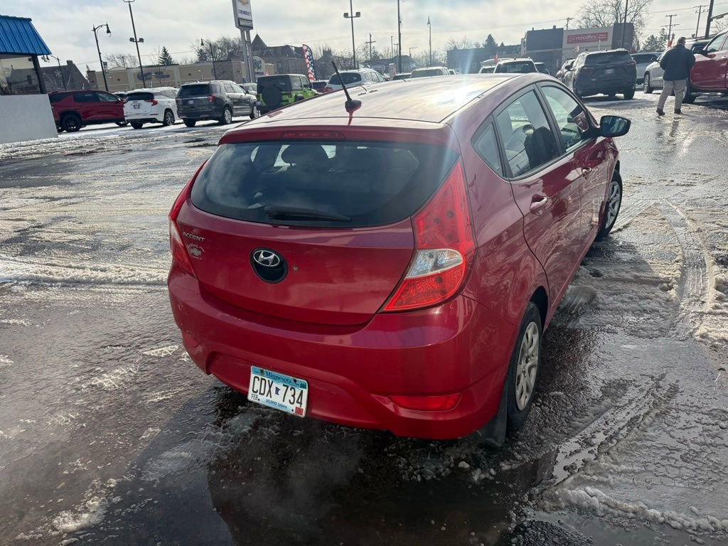 Used 2012 Hyundai Accent GS image 10