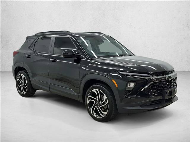 Used 2024 Chevrolet TrailBlazer RS w/ Driver Confidence Package AWD/4WD image 3