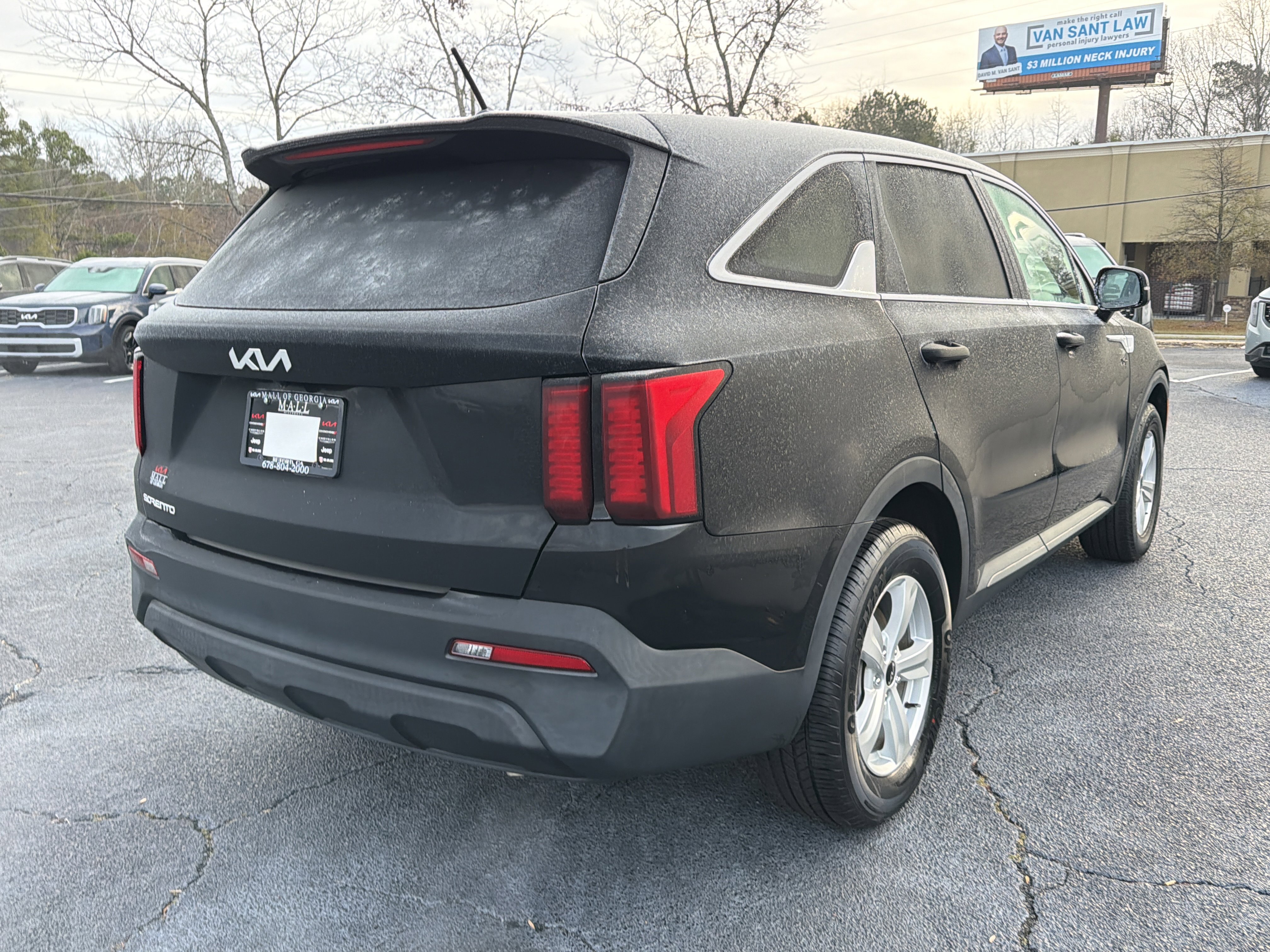 Used 2023 Kia Sorento LX image 7