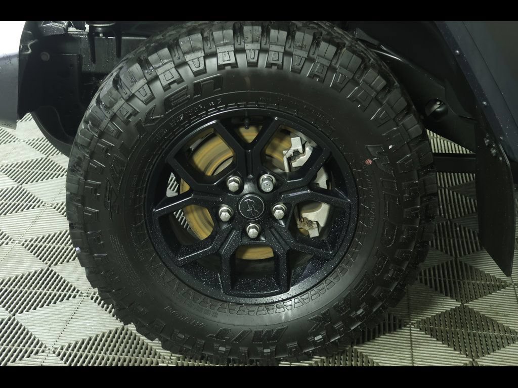 Used 2025 Jeep Wrangler Unlimited Sport AWD/4WD image 11