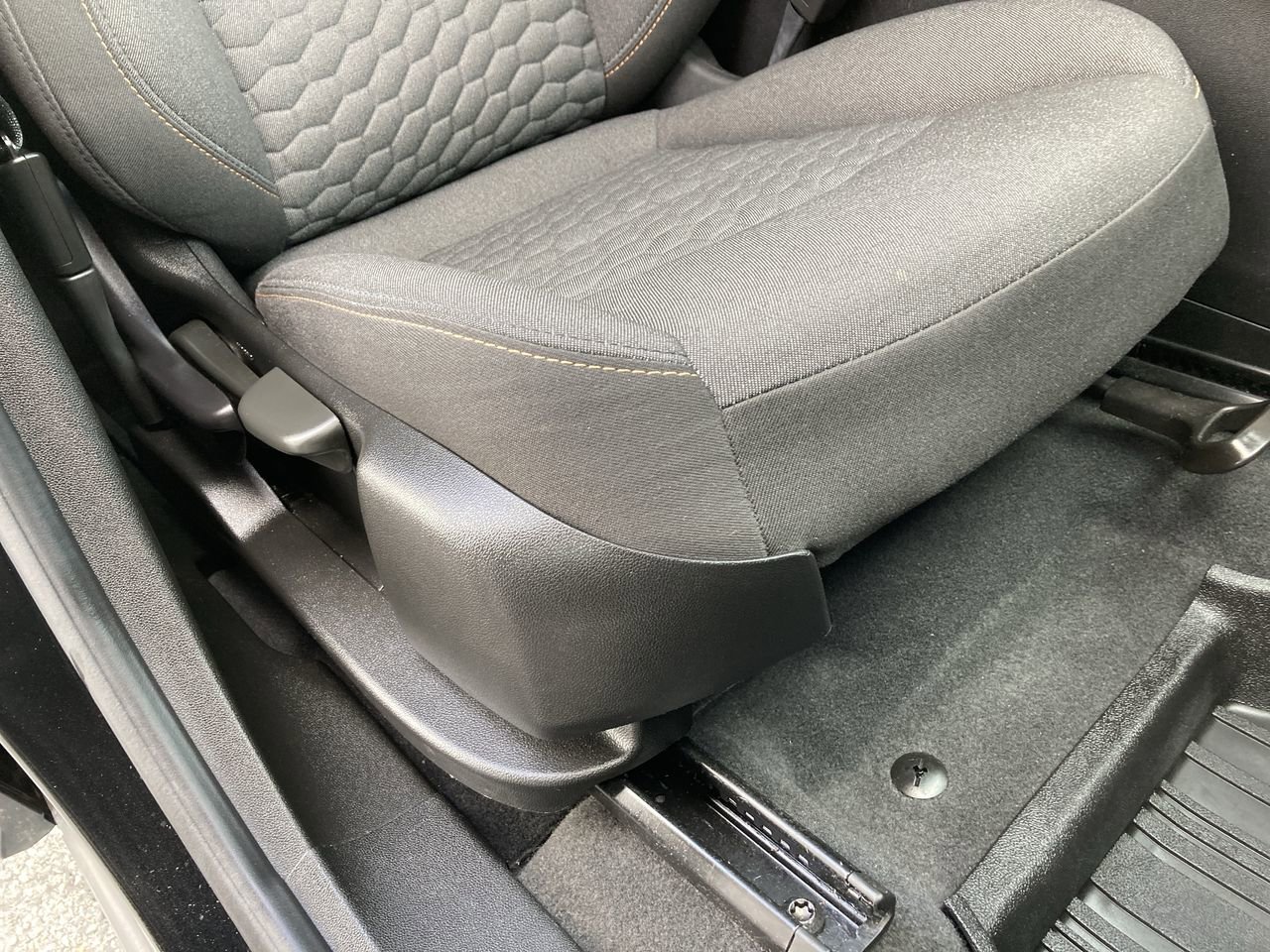 Used 2019 Chevrolet Equinox LT AWD/4WD image 15