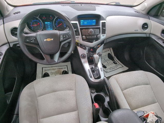 Used 2015 Chevrolet Cruze LT FWD image 14