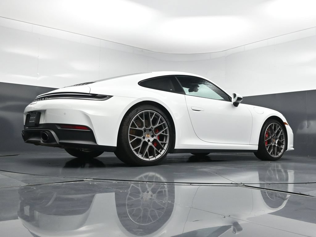Certified 2025 Porsche 911 Carrera S RWD image 28
