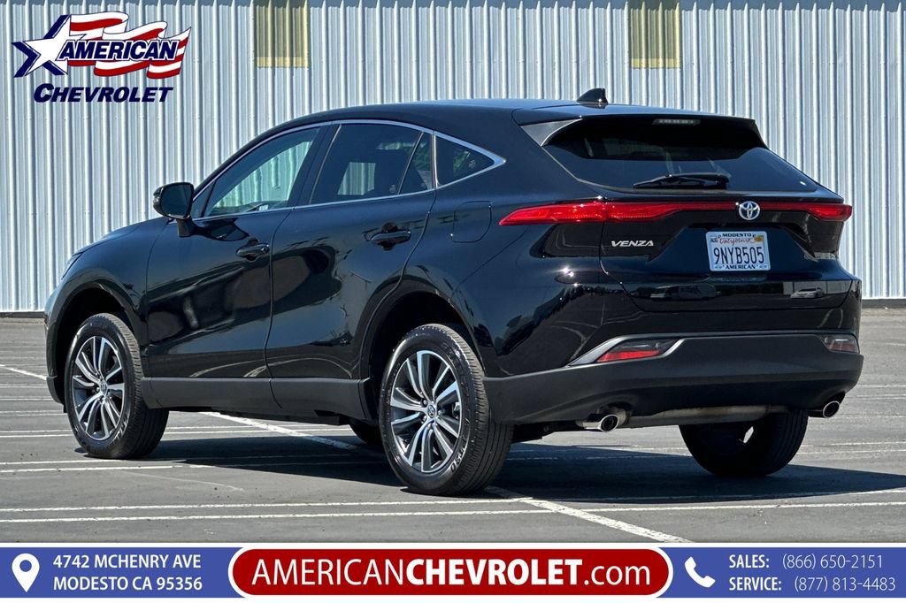 Used 2024 Toyota Venza LE AWD/4WD image 7
