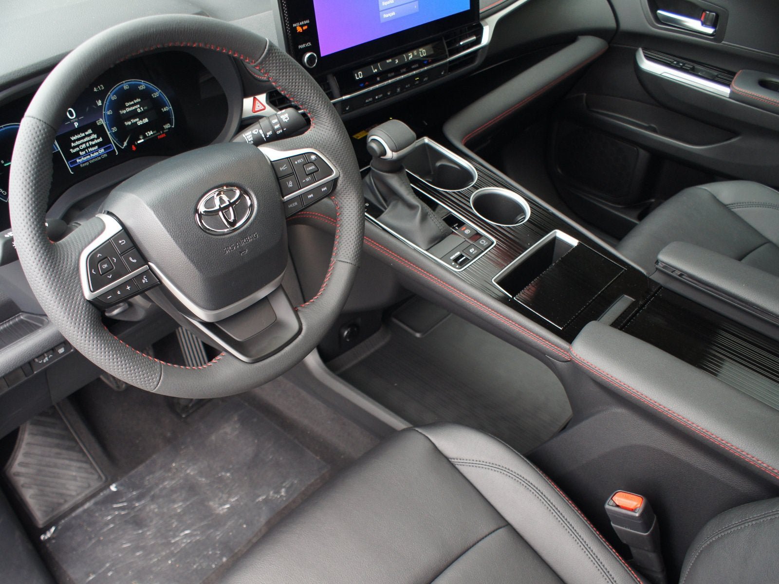 Used 2026 Toyota Sienna XSE FWD image 2