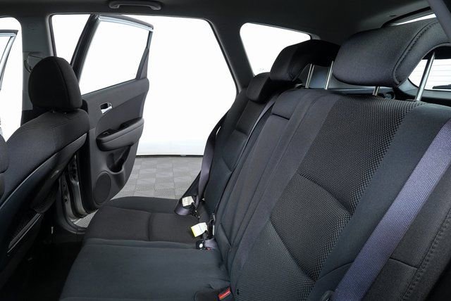 Used 2010 Hyundai Elantra SE image 17