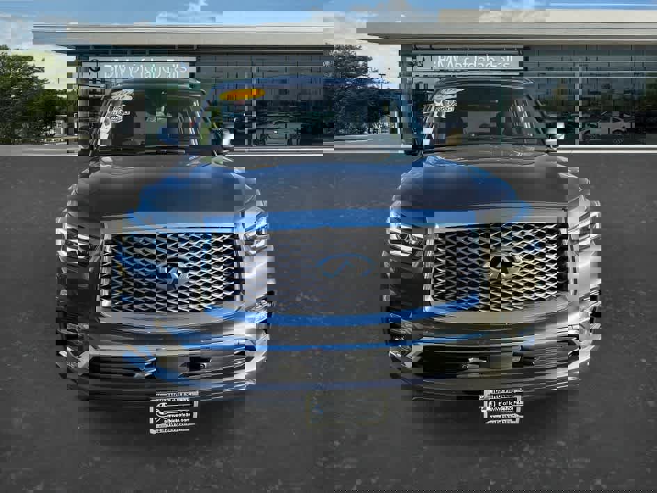 Used 2024 INFINITI QX80 Luxe image 3