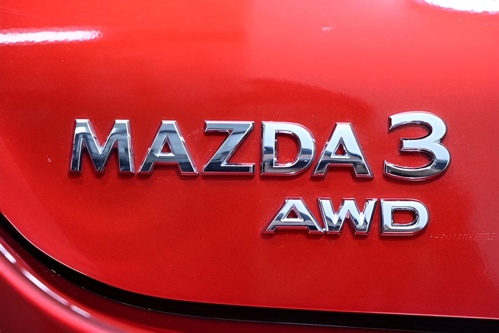 New 2025 MAZDA MAZDA3 2.5 Turbo Sedan w/Premium Plus AWD/4WD image 10