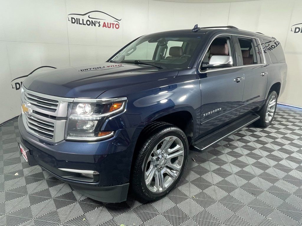 Used 2020 Chevrolet Suburban Premier w/ Premier Plus Edition AWD/4WD image 2