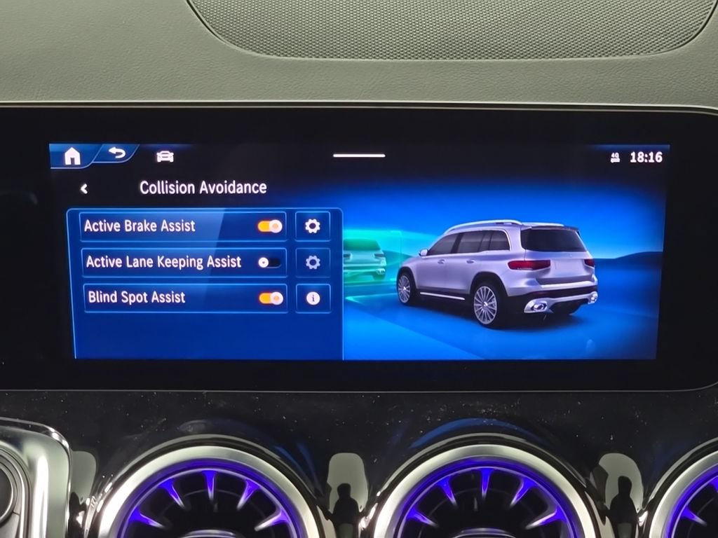 New 2026 Mercedes-Benz GLB 35 AMG 4MATIC image 22