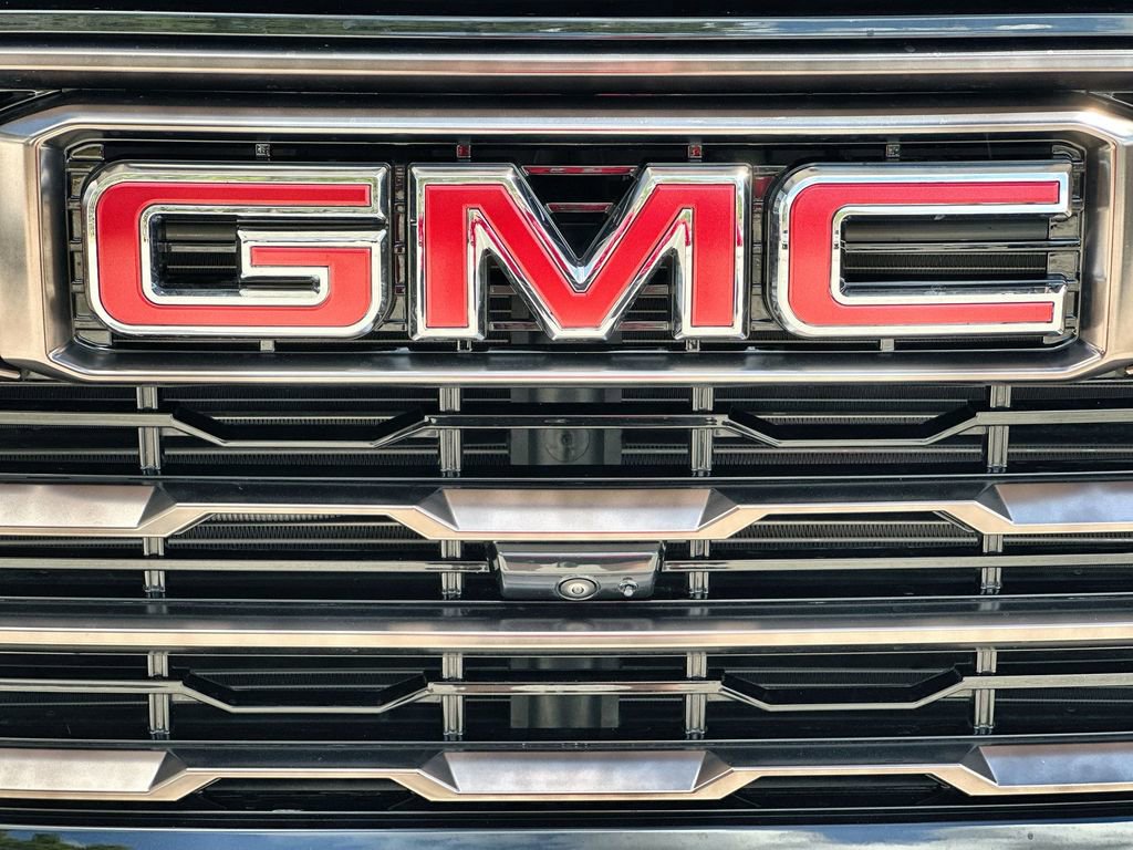 Certified 2025 GMC Sierra 2500 AT4X w/ AT4X AEV Edition image 32