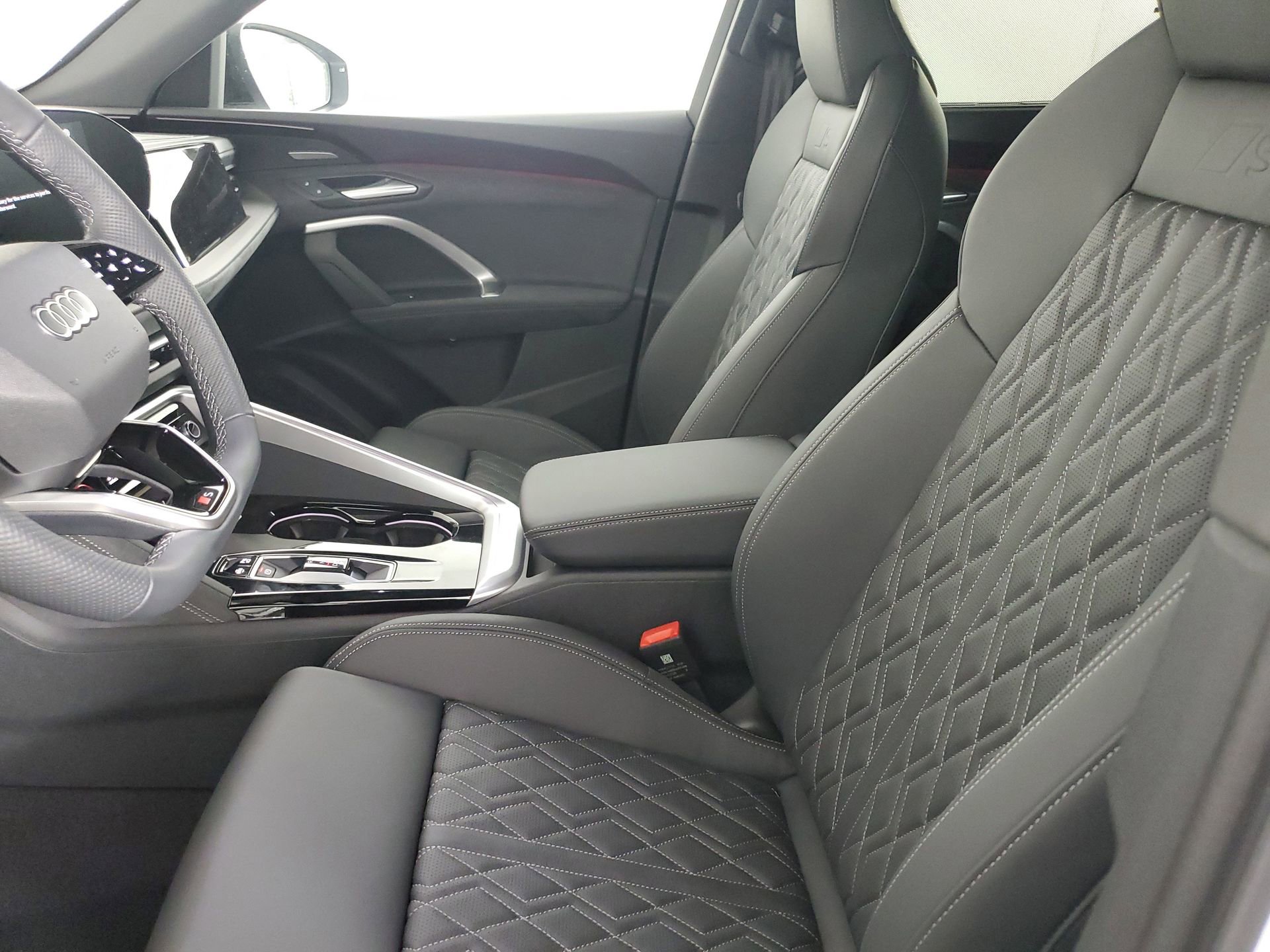 New 2025 Audi SQ5 Premium Plus image 26