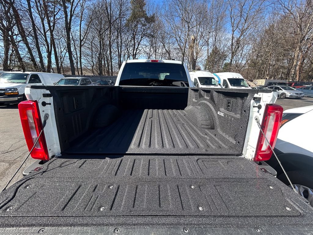 Used 2025 Ford F250 XLT AWD/4WD image 7