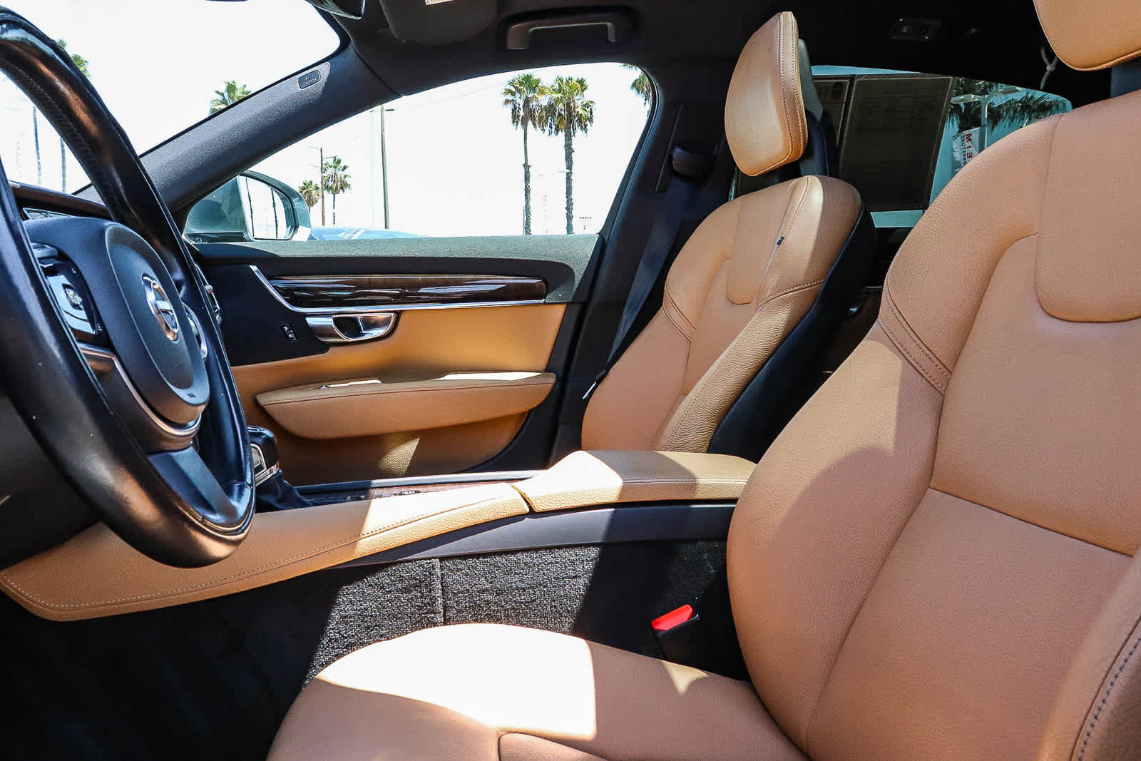 Used 2018 Volvo S90 T5 Momentum w/ Convenience Package FWD image 28
